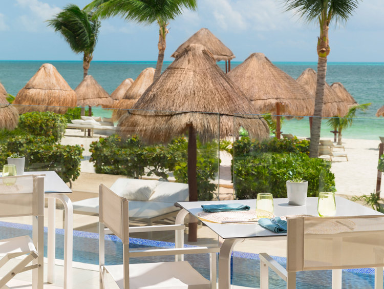 Restaurante Frente a la Playa en Cancún